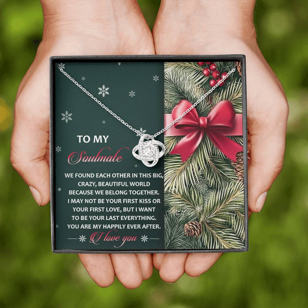 Soulmate: Beautiful World-Love Knot Necklace