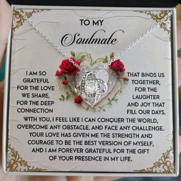 Soulmate-Our Day-Love Knot Necklace