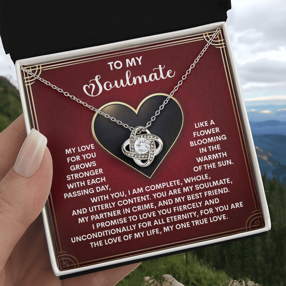 Soulmate-One True Love-Love Knot Necklace