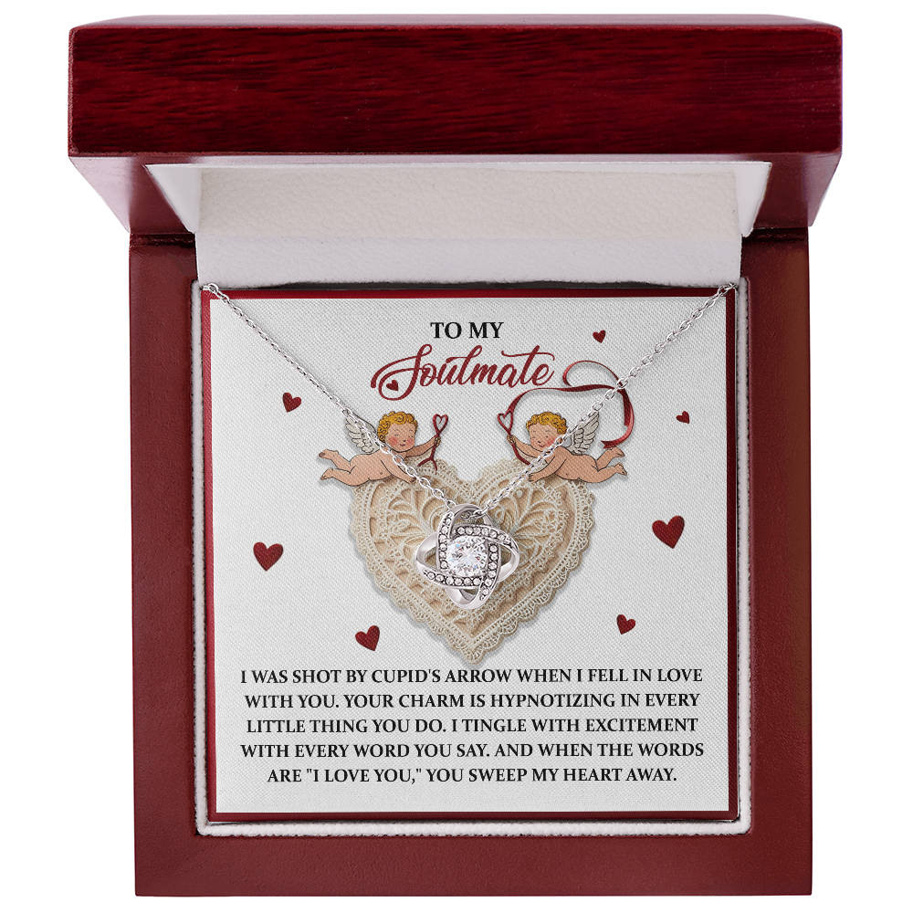 Soulmate:Sweep My Heart-Love Knot Necklace