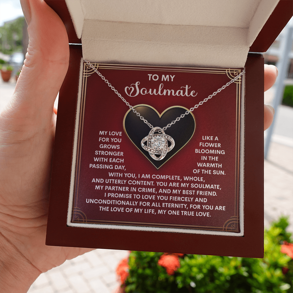 Soulmate-One True Love-Love Knot Necklace