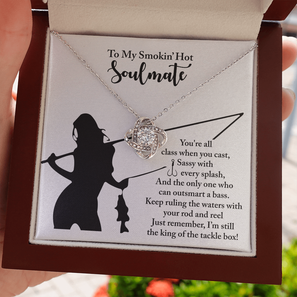 Soulmate:Ruling The Water-Love Knot Necklace