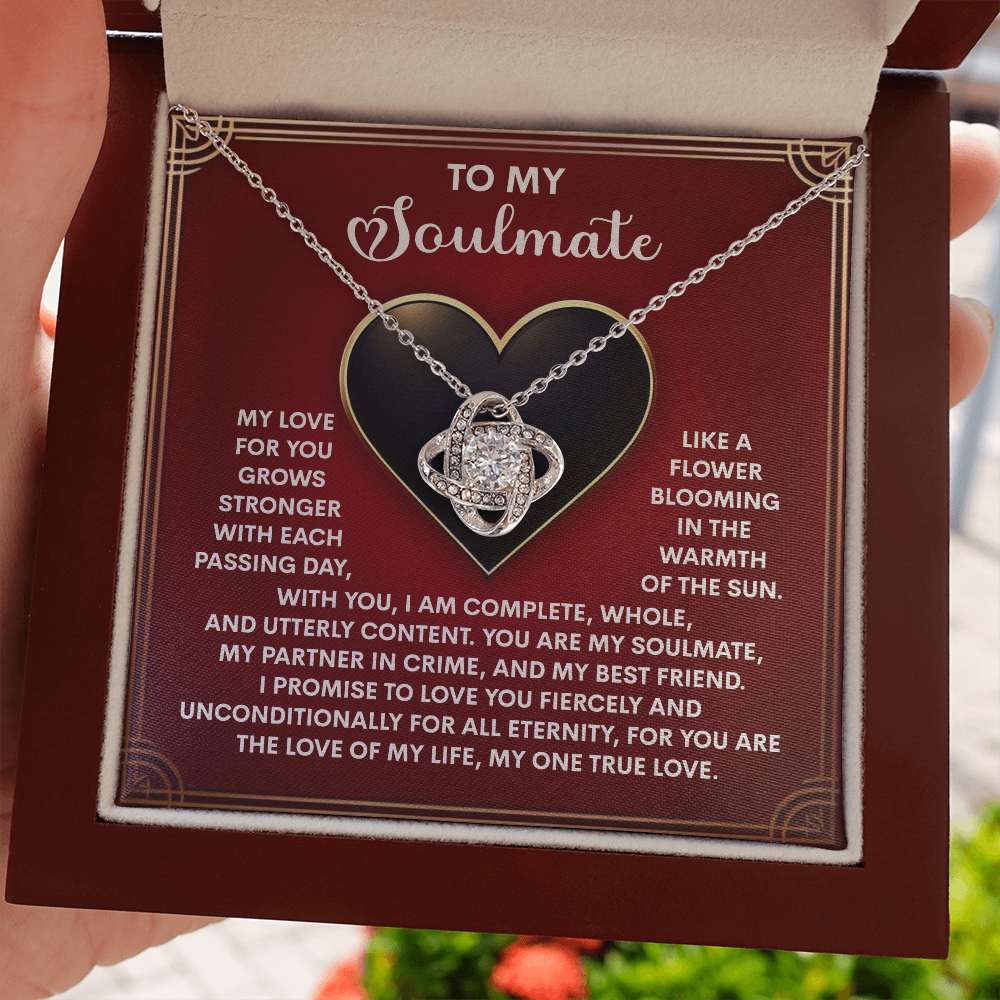 Soulmate-One True Love-Love Knot Necklace