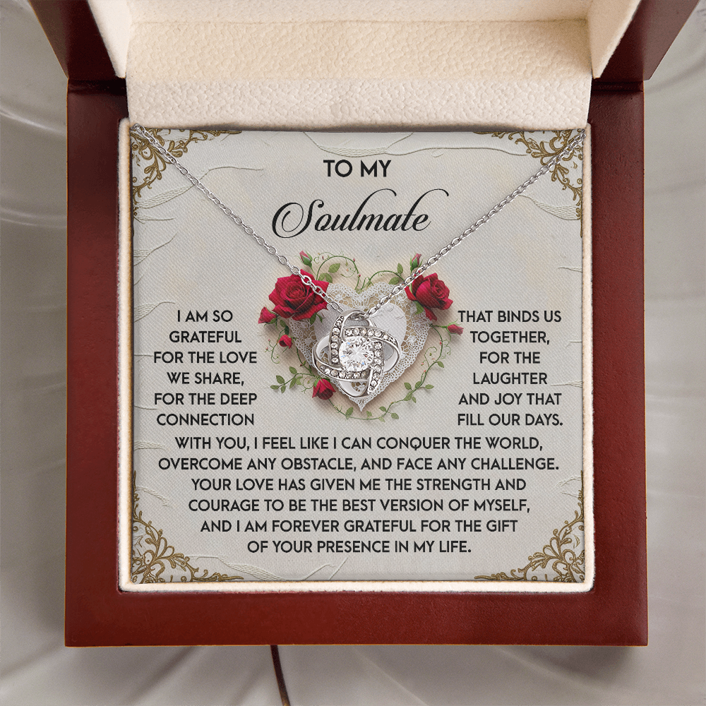 Soulmate-Our Day-Love Knot Necklace