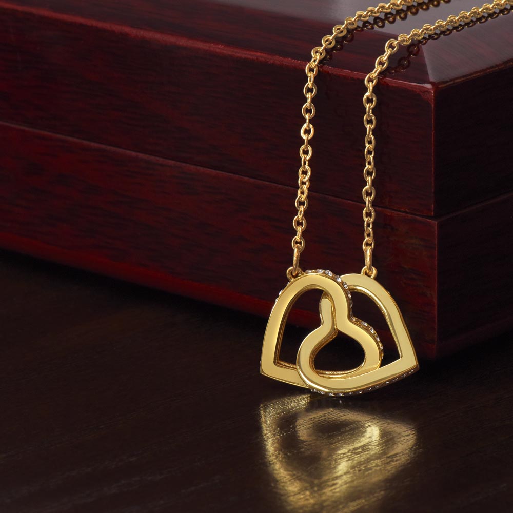 Daughter-Love Protect:Interlocking Hearts