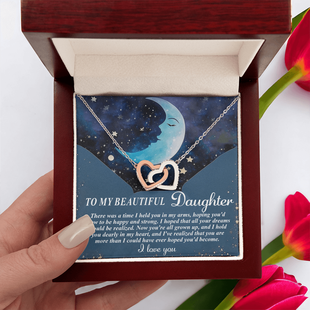 Daughter-Grown Heart:Interlocking Hearts