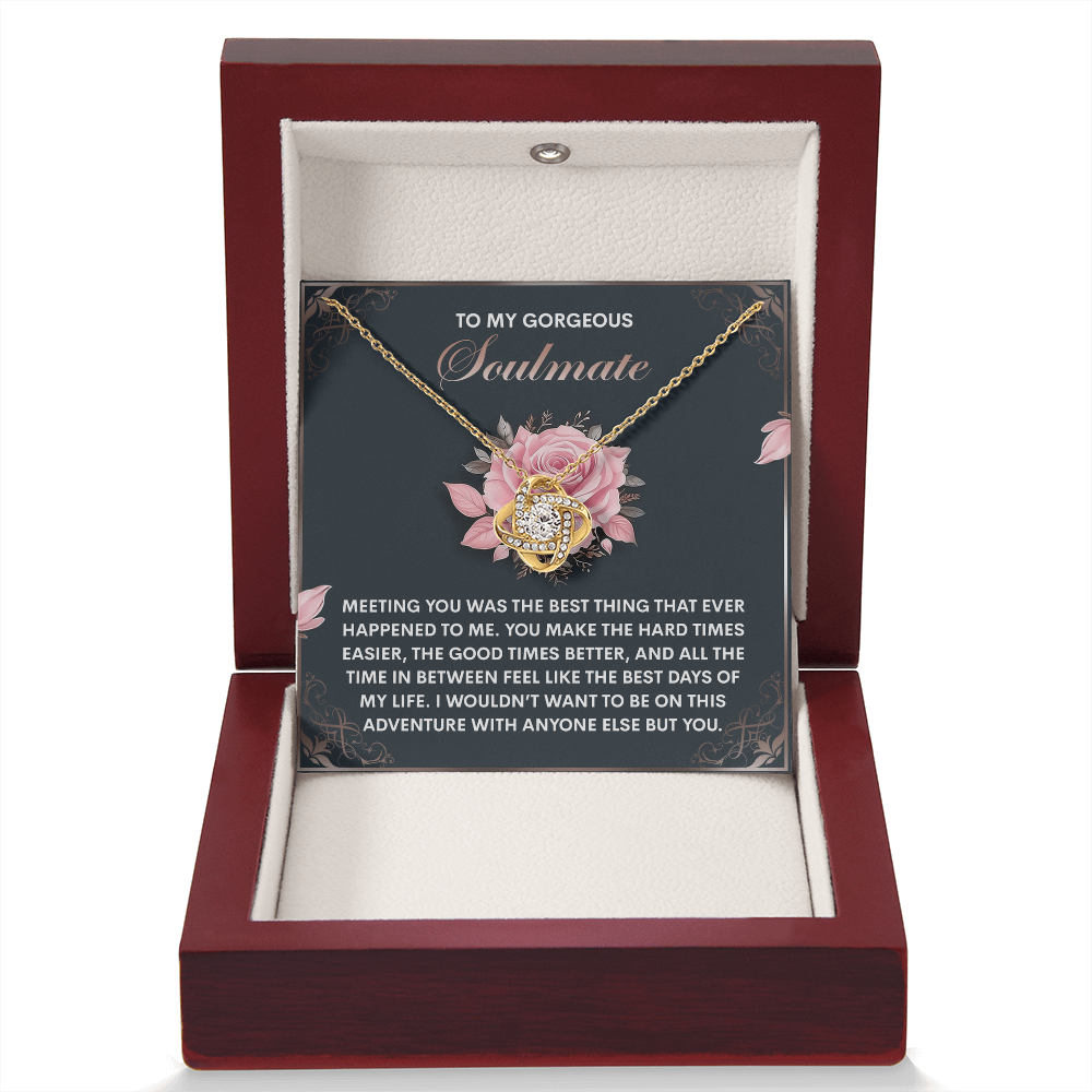 Soulmate:Best Day-Love Knot Necklace